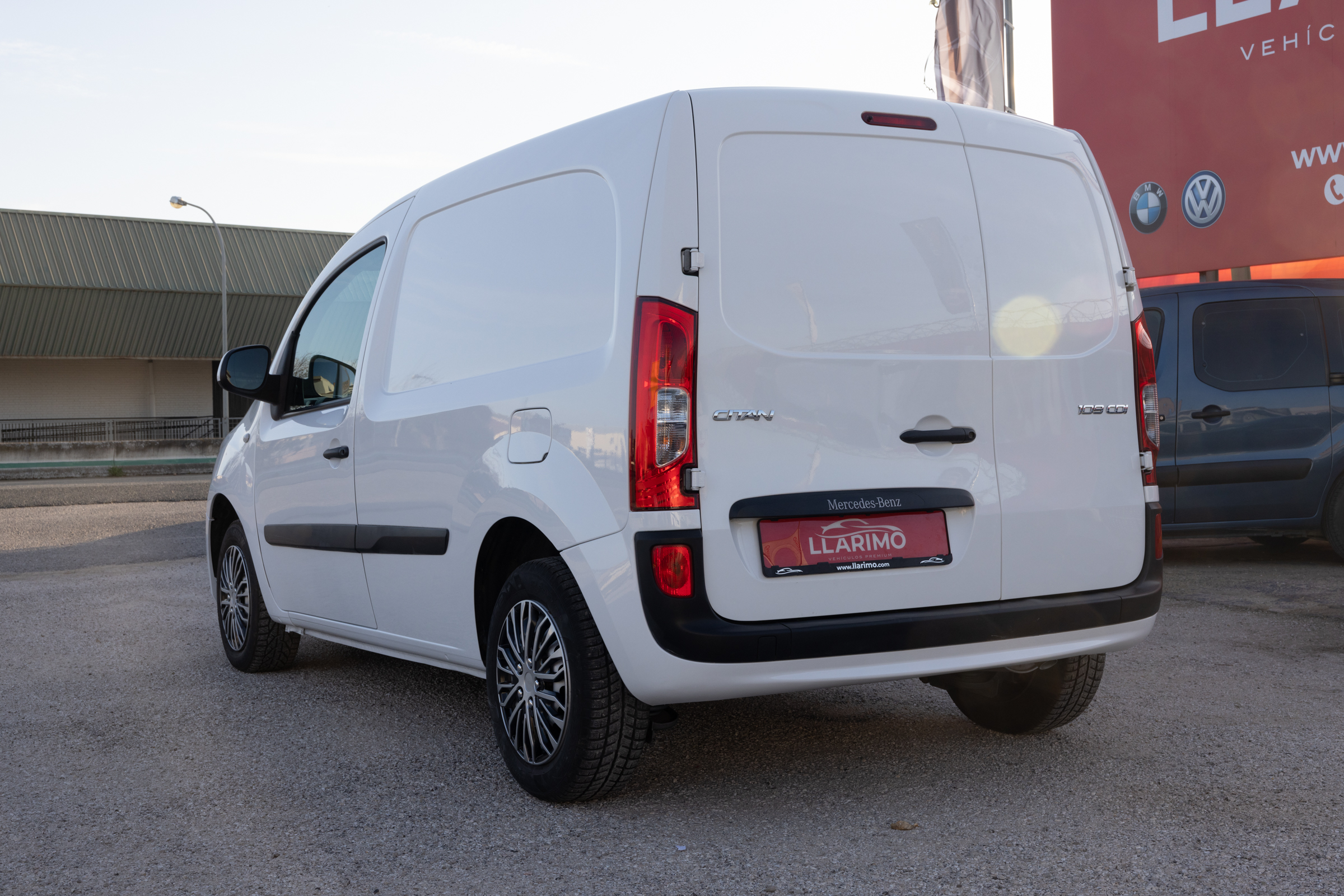 MERCEDES-BENZ Citan 109 CDI Carga - Imagen 2