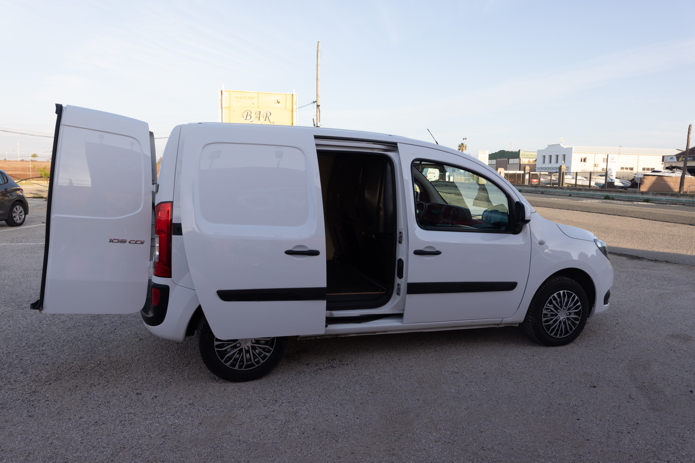 MERCEDES-BENZ Citan 109 CDI Carga - Imagen 3