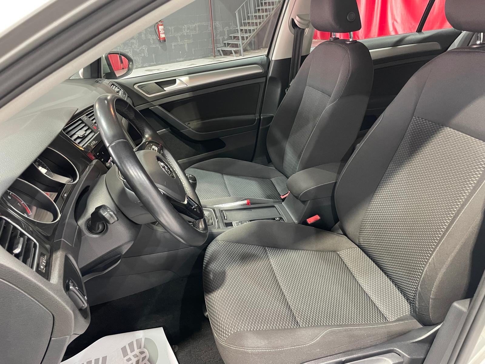 Volkswagen Golf - Imagen 5